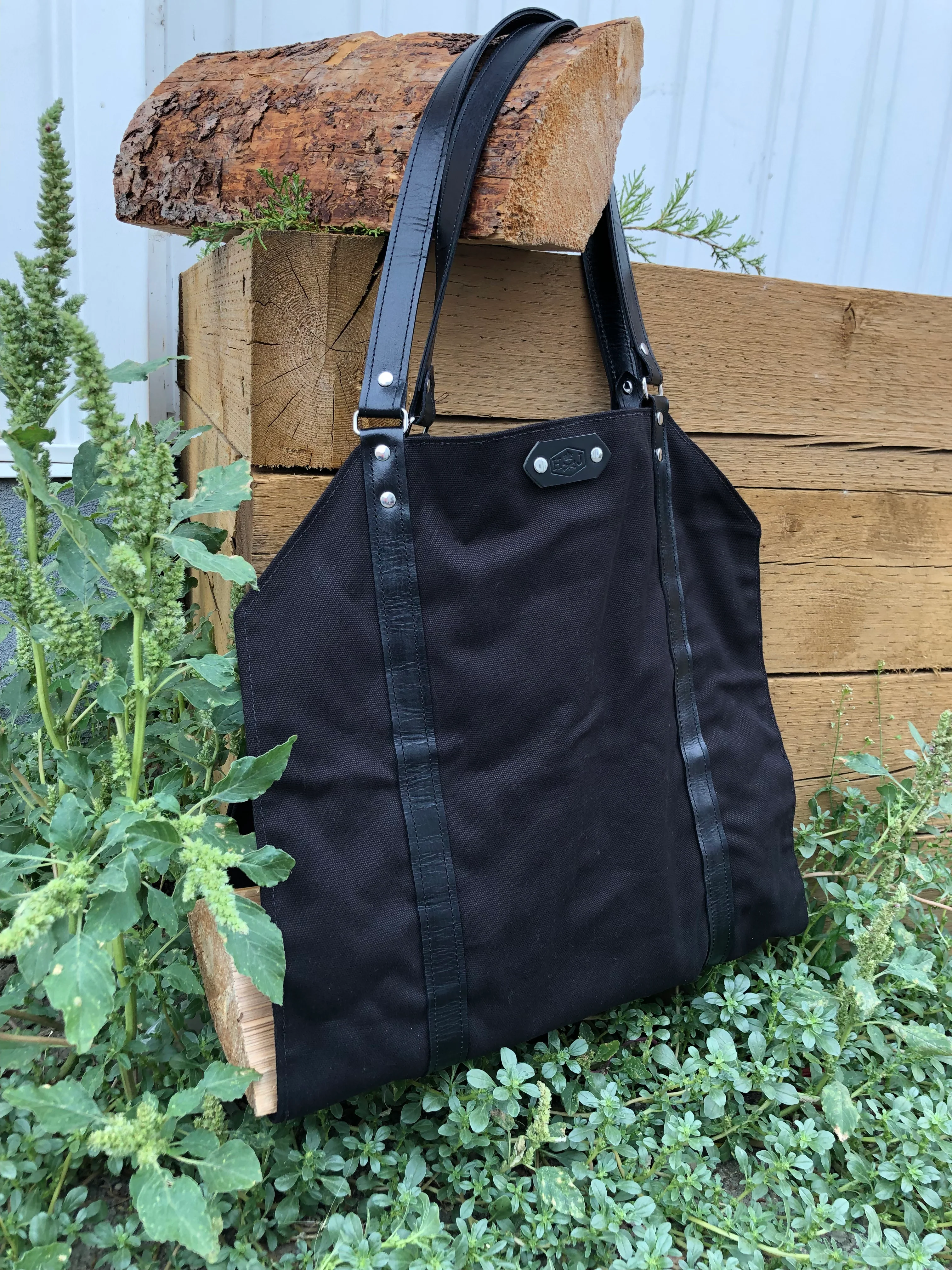 Horace & Jasper Log Carrier - Image 2