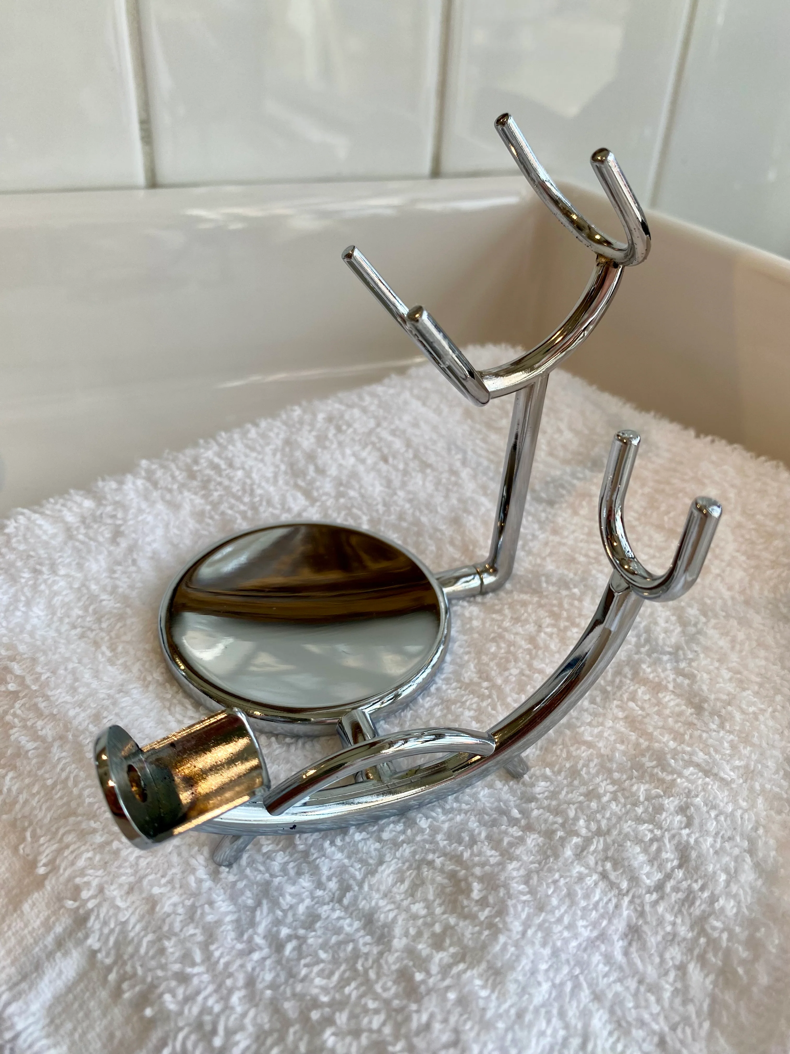 Nolan's All-In-One Shaving Kit - Image 4