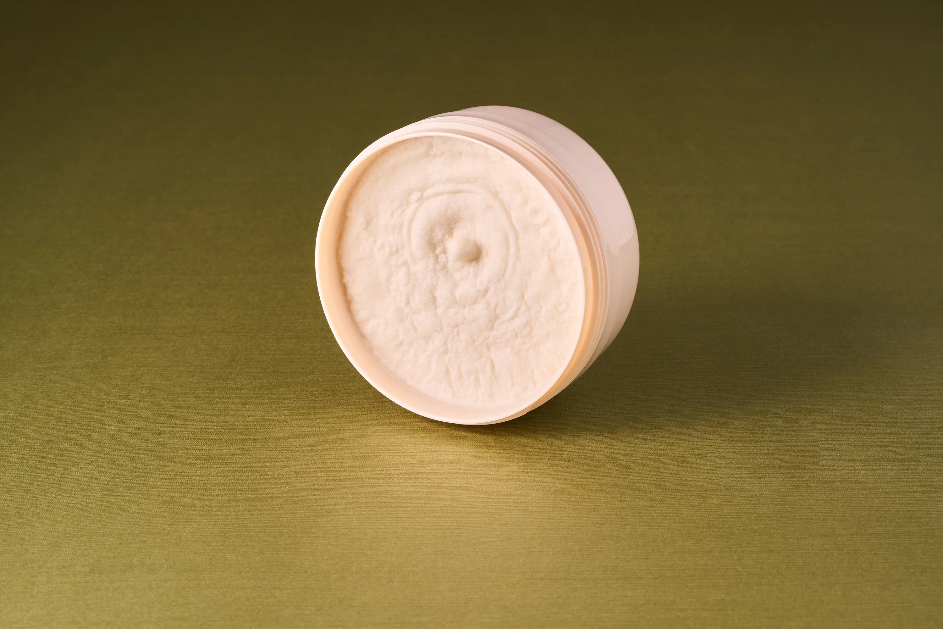 Taylor of Old Bond Street Sandalwood Shaving Cream - Image 2